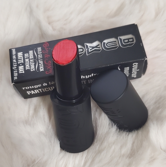 Buxom Lipstick - Picture 3 of 4